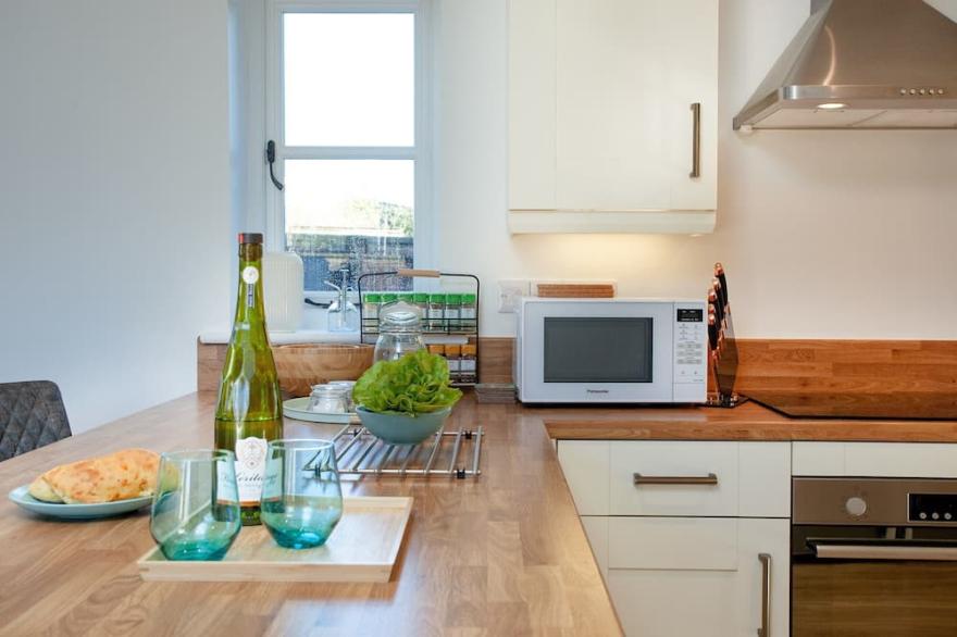4 bedroom accommodation in Weston, near Honiton