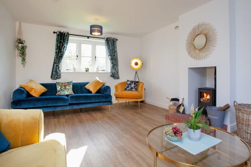 4 bedroom accommodation in Weston, near Honiton
