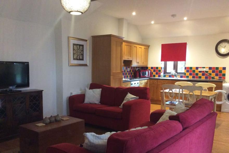 Acorn Barn Sleeps 4 (2 Bedrooms)