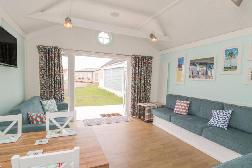 CHALET 280, pet friendly, with a garden in Wilsthorpe