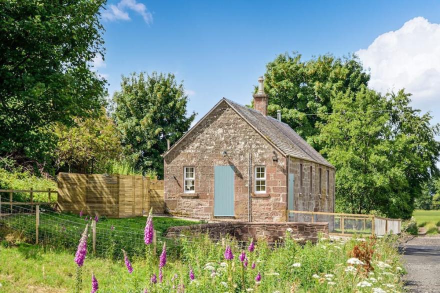 2 bedroom accommodation in Meigle