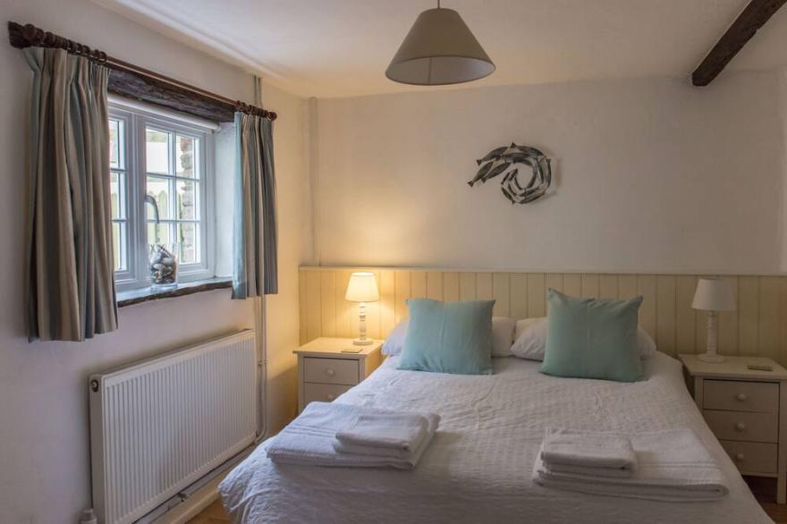 A cosy, beamy cottage near the SW coast path in the Hartland Peninsula AONB