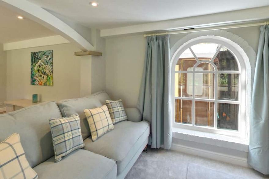 Delightful Cottage in the heart of Grosmont, next to the historic steam railway