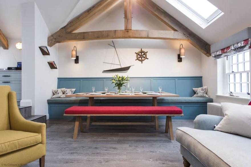 Iris 5* Gold Award Luxury Cottage