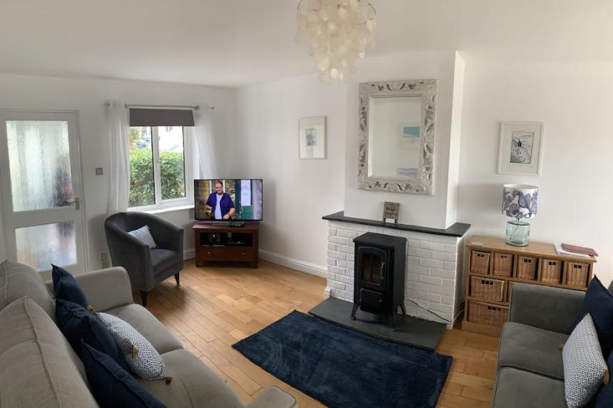 FISTRAL WALK SLEEPS 6 ONLY MINUTES FROM FISTRAL BEACH