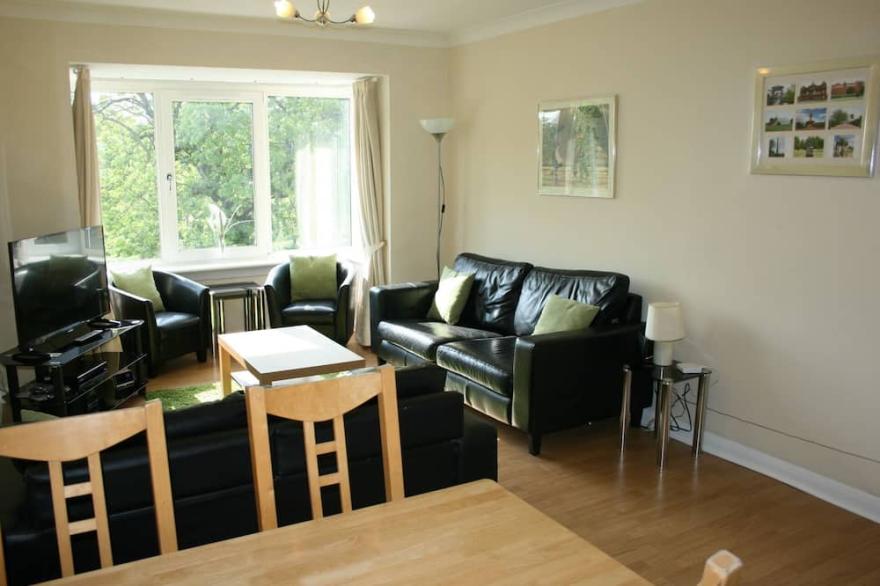 Glasgow Green Apartments Flat on the Green 1