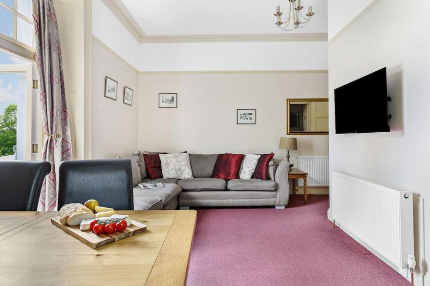 Vomero Holiday Apartments - Genova apartment - 2/5 guests - sea views & parking