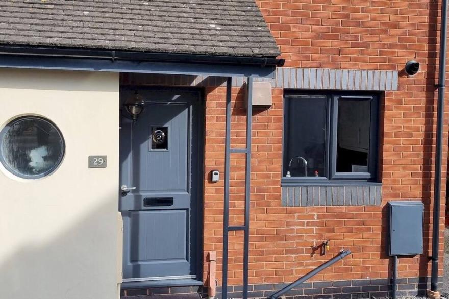 Pass the Keys | Homely and central with parking