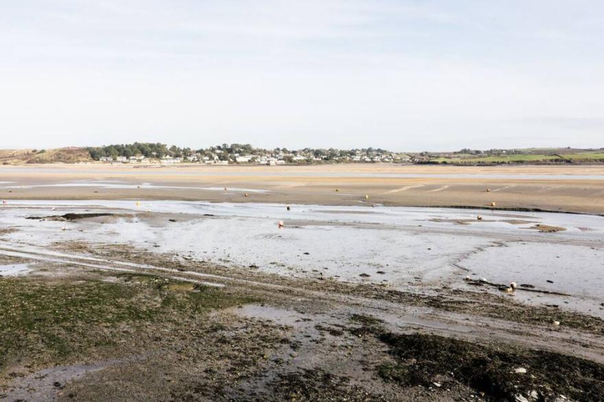 GULL COTTAGE, pet friendly, country holiday cottage in Padstow