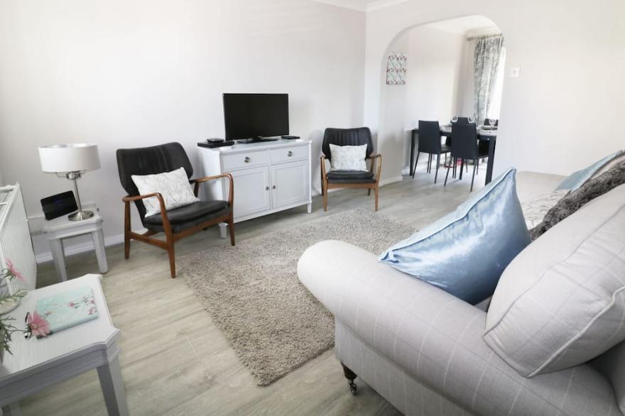 GULL COTTAGE, pet friendly, country holiday cottage in Padstow