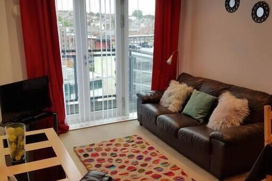 Week2Week City Centre 2 Bedroom Apartment in City Quadrant