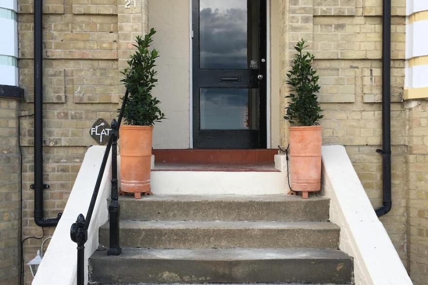 Moray Beachview is a Suffolk coast beach apartment