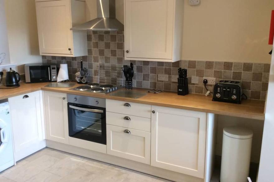 Nell's Cottage Sleeps 3, (2 Bedrooms)