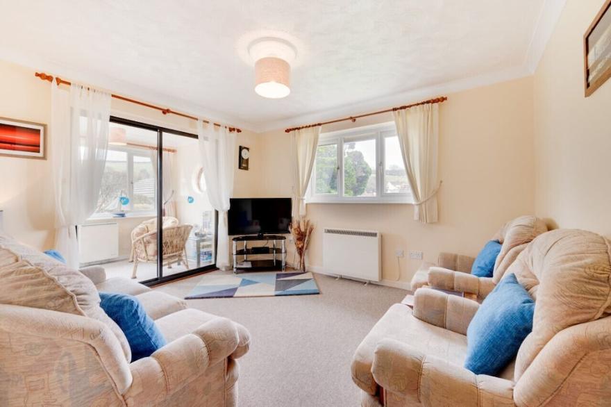 The Retreat - Two Bedroom House, Sleeps 4