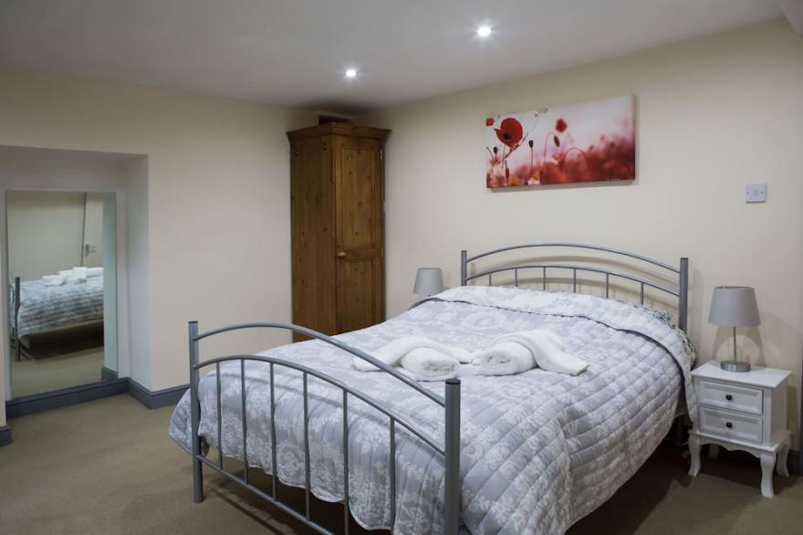 A spacious cosy one bedroom flat