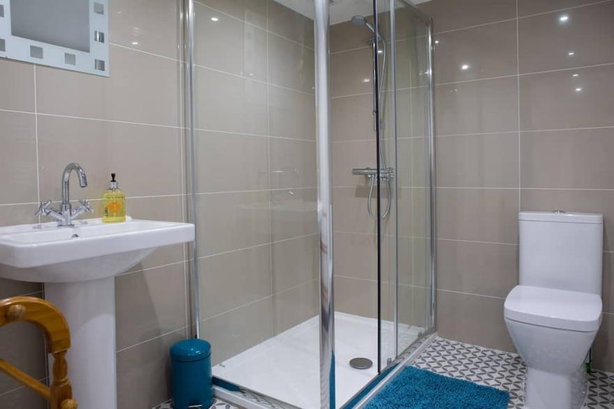 A spacious cosy one bedroom flat