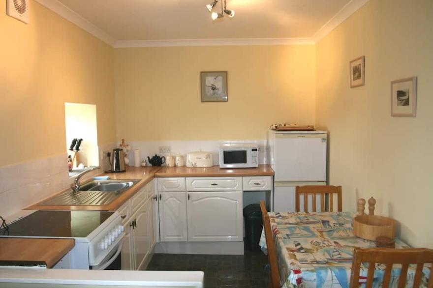 2 Bedroom Accommodation in Two Acres Of Gardens on edge of village of Blisland