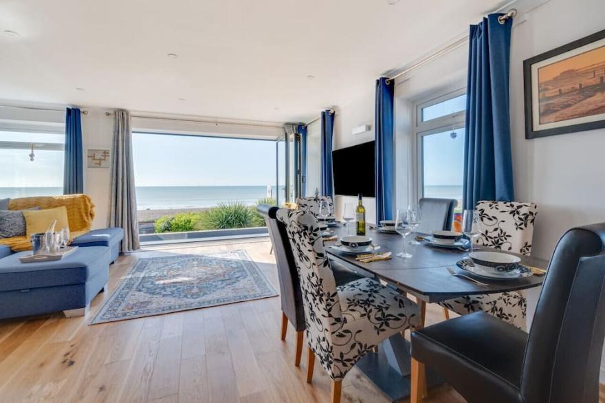 Vitamin Sea House - Two Bedroom House, Sleeps 4