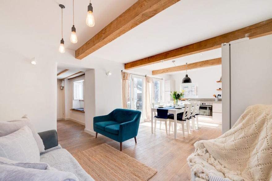 Croyde Farm Cottage - Three Bedroom House, Sleeps 6