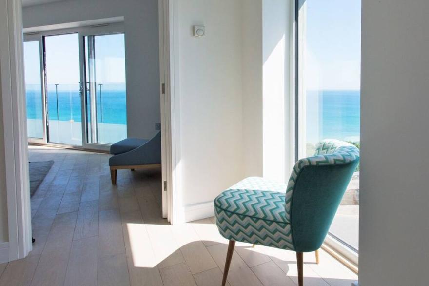 ATLANTIC WATCH 7, family friendly, with hot tub in Carbis Bay