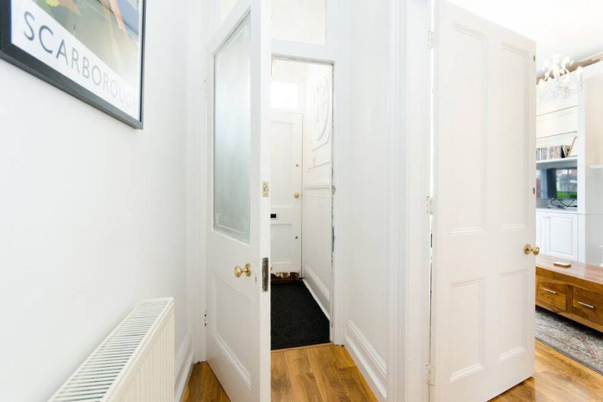 55 FALSGRAVE ROAD, character holiday cottage in Scarborough