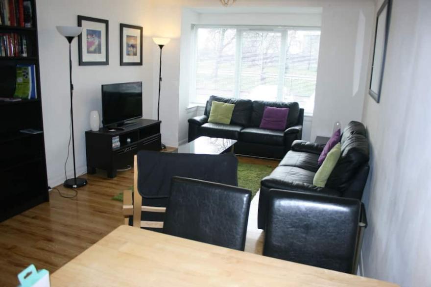 Glasgow Green Apartments Flat on the Green 3