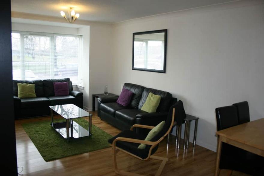 Glasgow Green Apartments Flat on the Green 3