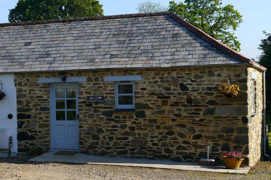 Self Catering Rural Farm Cottage + Heated Pool Cornwall | Siblyback Cottage