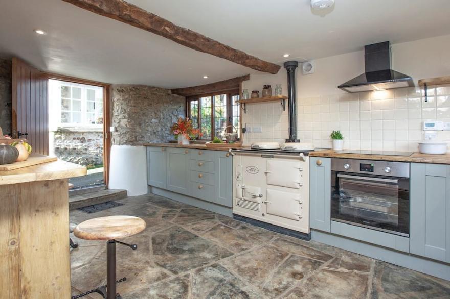 4 bedroom accommodation in Colyton