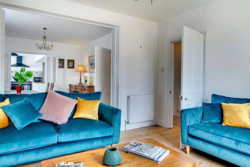 The Georgian House - Four Bedroom House, Sleeps 8