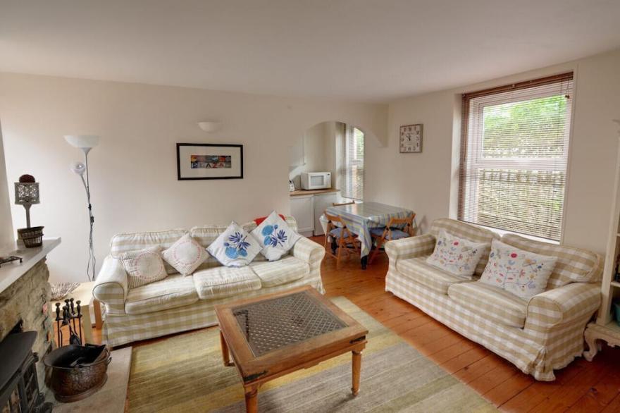Hideaway - Three Bedroom House, Sleeps 6