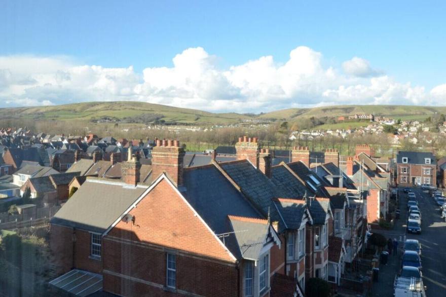 Skycove - Two Bedroom Apartment, Sleeps 4