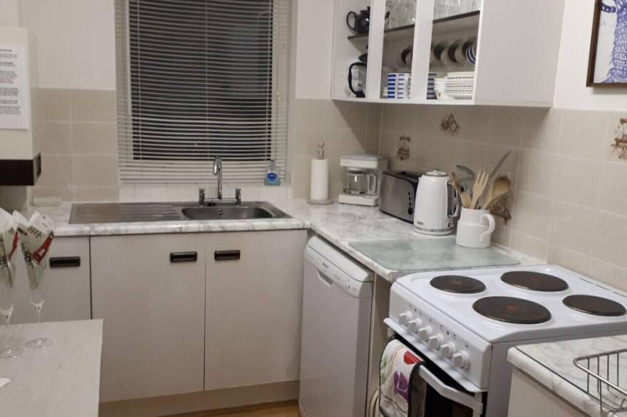 Skycove - Two Bedroom Apartment, Sleeps 4