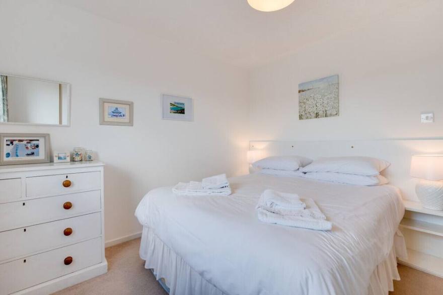 Skycove - Two Bedroom Apartment, Sleeps 4