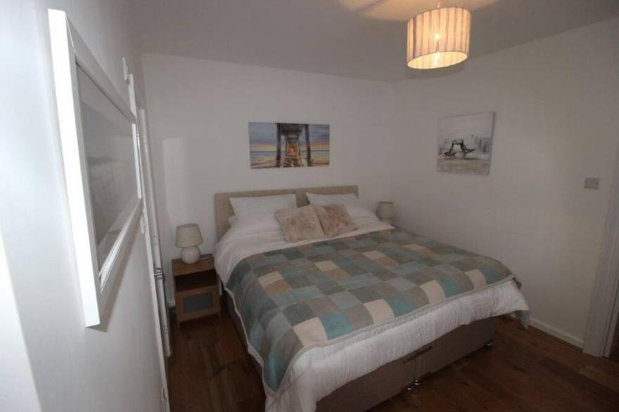 8 Palm Court - A beautiful two bedroom apartment!