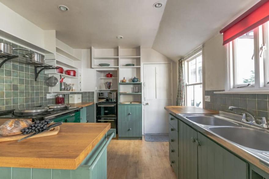 The Kellan - Five Bedroom House, Sleeps 8
