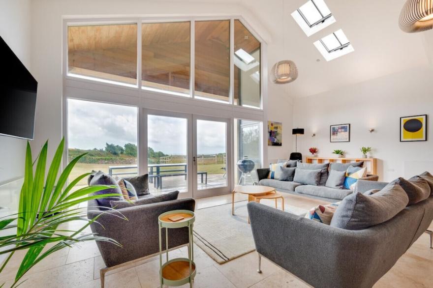 Wans Barton - Four Bedroom House, Sleeps 10