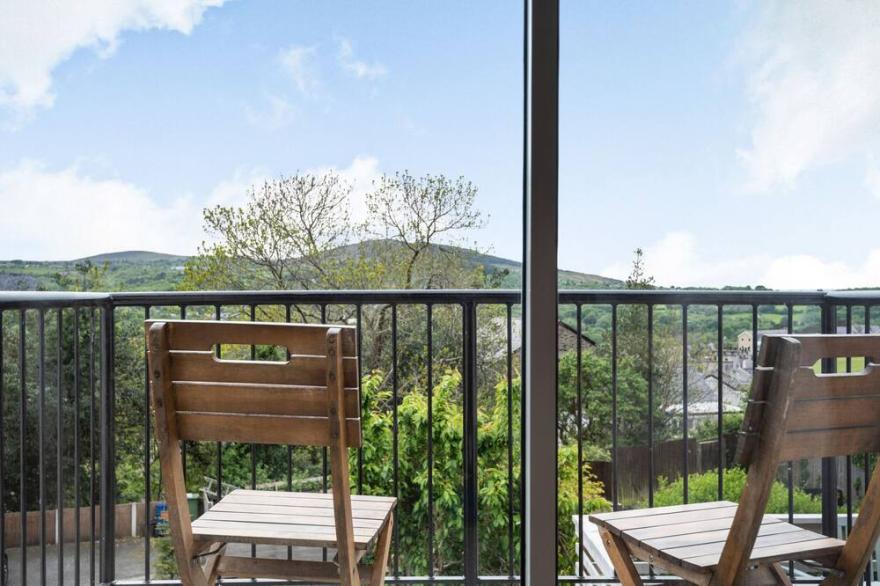 GORWEL DEG, family friendly, country holiday cottage in Bethesda