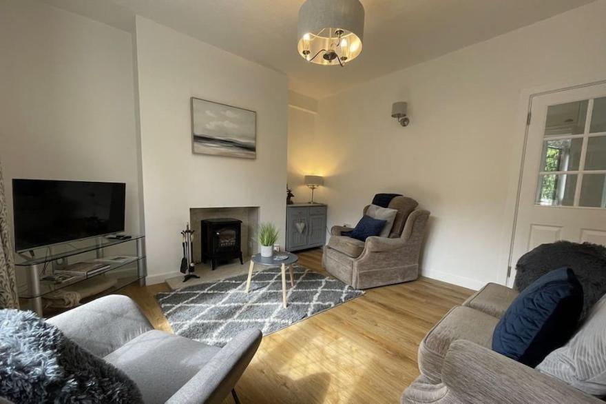 Fairbank -  a cottage that sleeps 4 guests  in 2 bedrooms