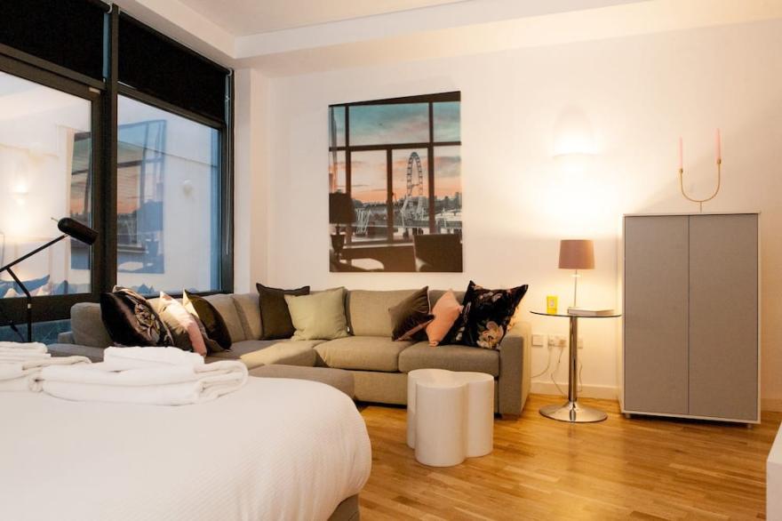 Pass the Keys | Studio flat in Shoreditch