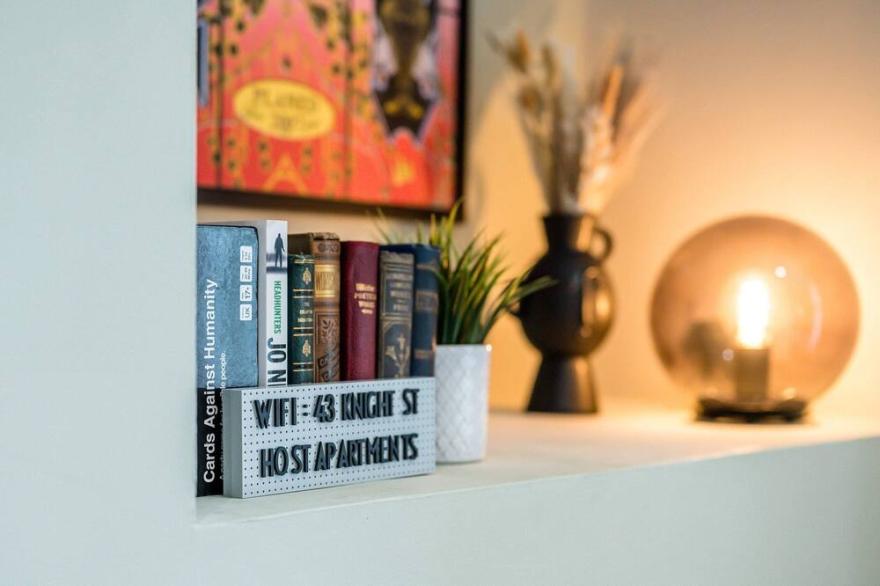 Host Apartments | Picasso's Place II