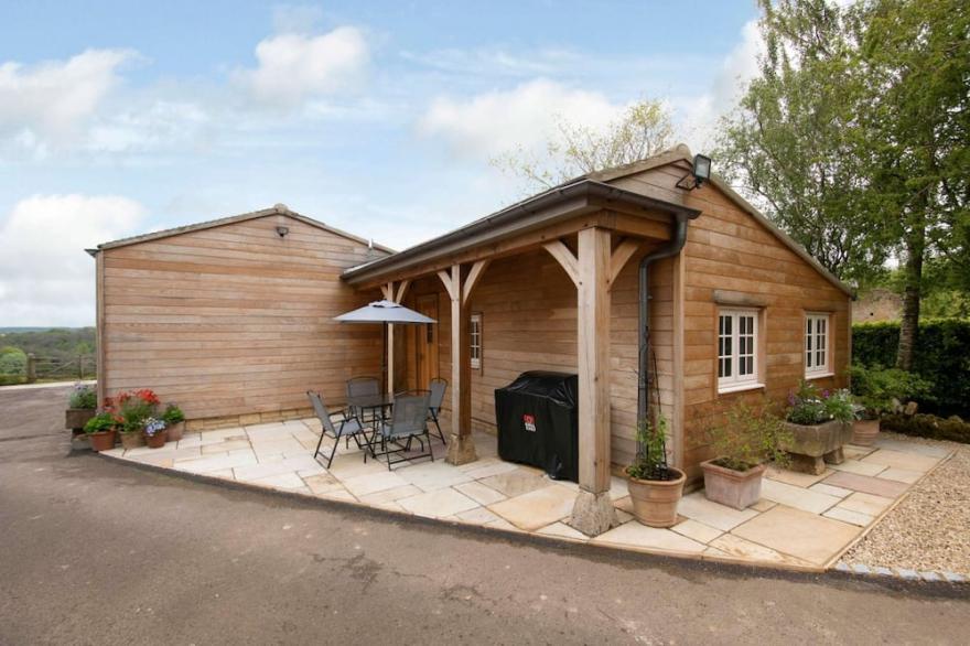 Perfect luxury 2 bedroom holiday home in the Cotswolds - Slade Stables