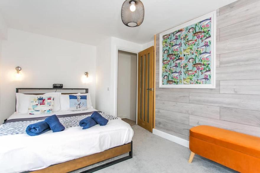 Beach Haven - 3 bed home with sea views