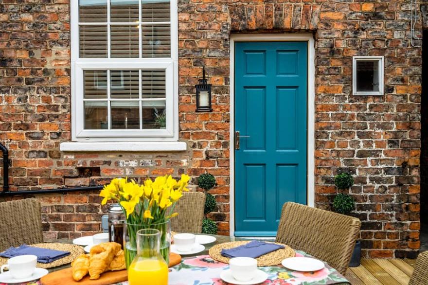 18 Dove Street -  a family break that sleeps 7 guests  in 4 bedrooms
