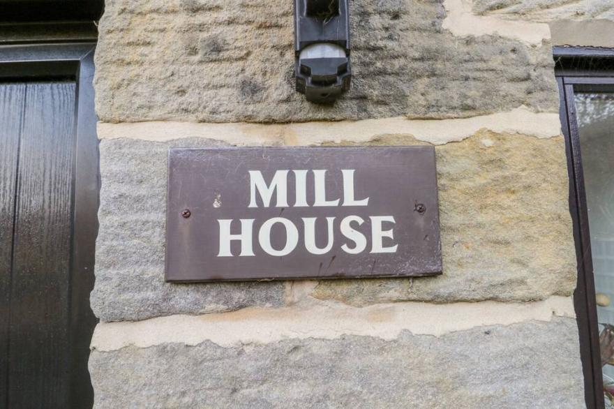 MILL HOUSE, family friendly in Robin Hood’s Bay