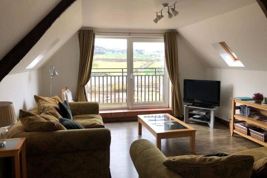 MILL HOUSE, family friendly in Robin Hood’s Bay