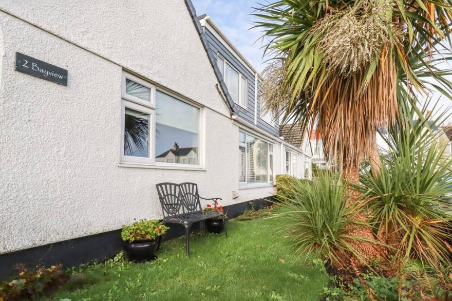 BAYVIEW, family friendly, country holiday cottage in Mevagissey
