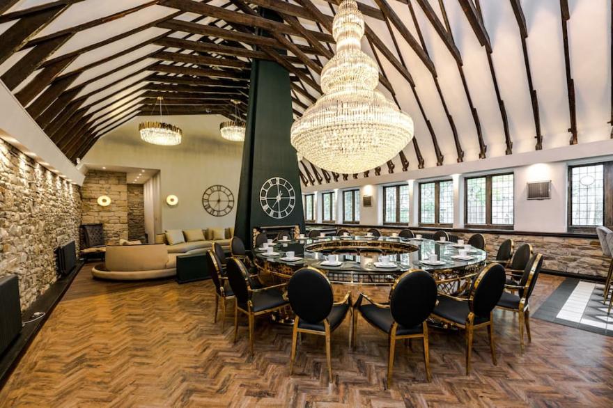 6 Star Lux Large Manor House. Full Spa. bar. Sauna, Games room, Lake District.