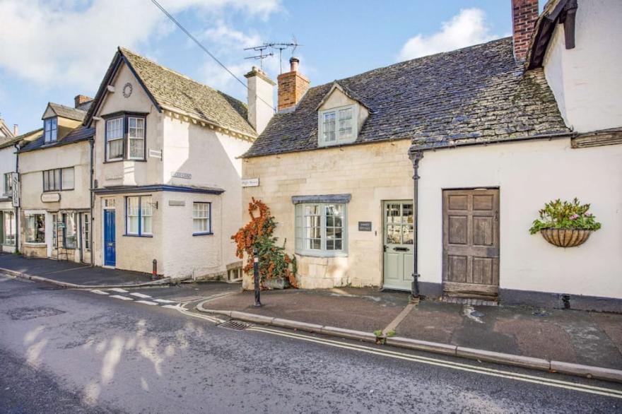 2 bedroom Cotswold Holiday Home - Abbots Cottage