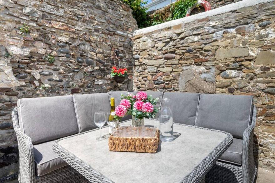 Cosy Nook - Two Bedroom House, Sleeps 4